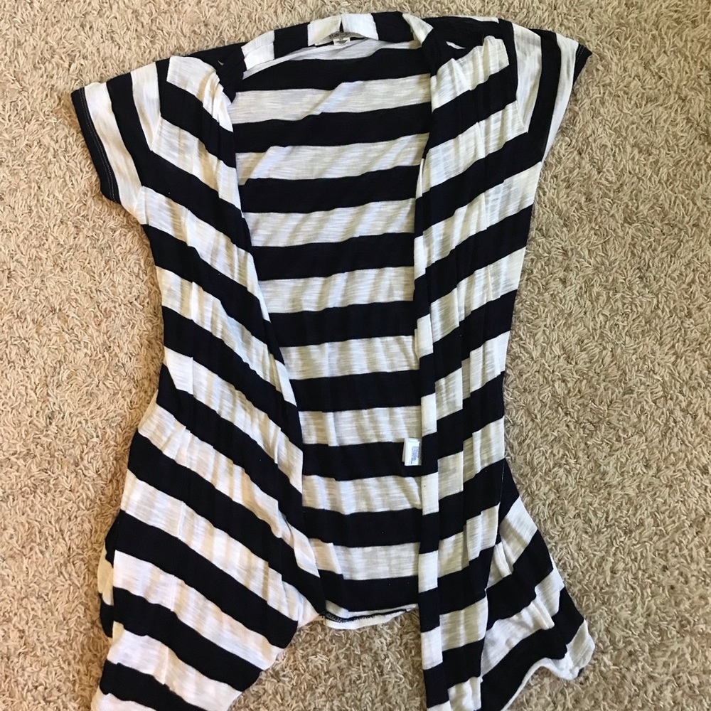 Kaii Short Sleeve Cardigan